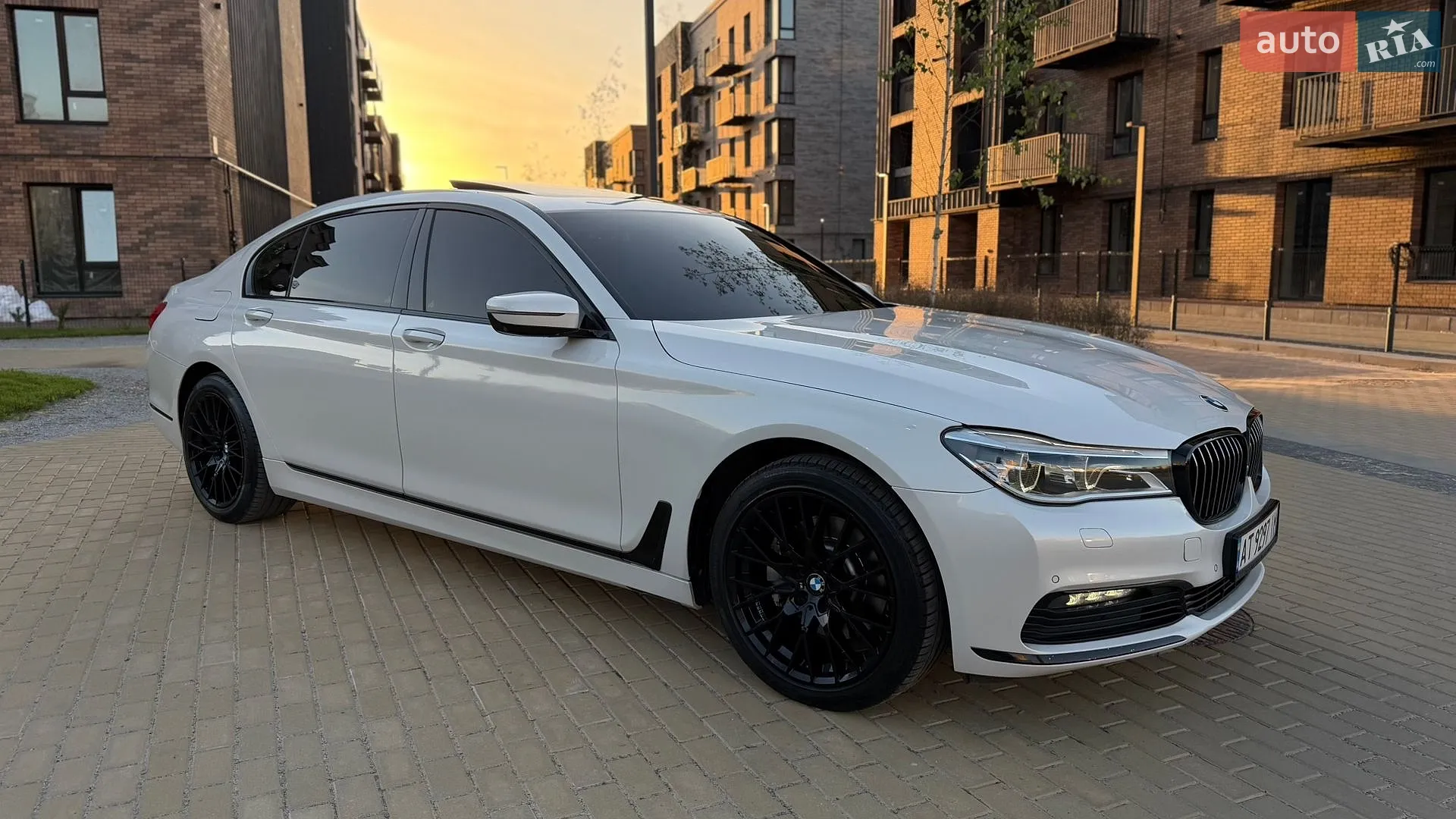 2015 BMW 7er - мініатюра 21