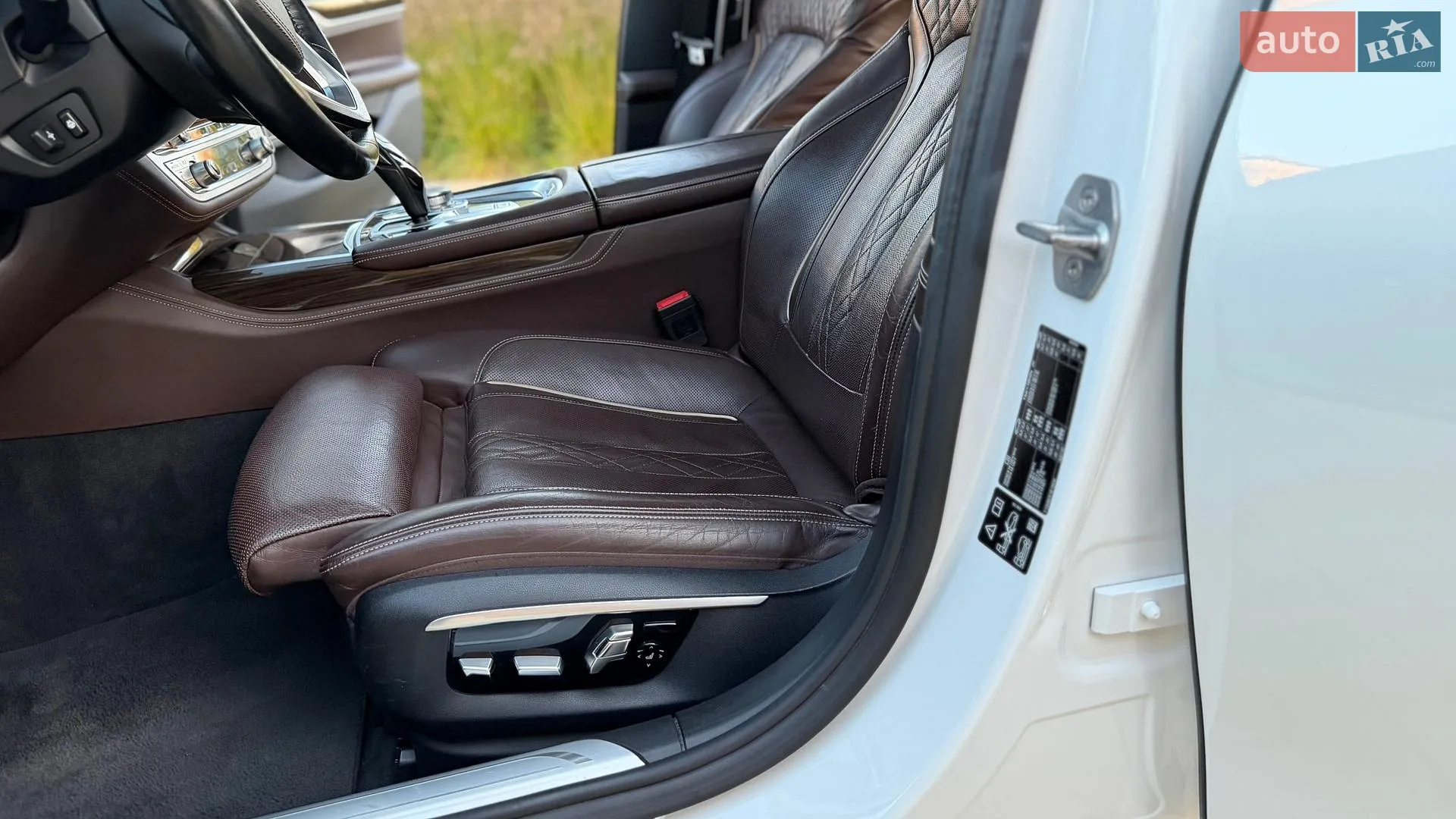 2015 BMW 7er - мініатюра 37