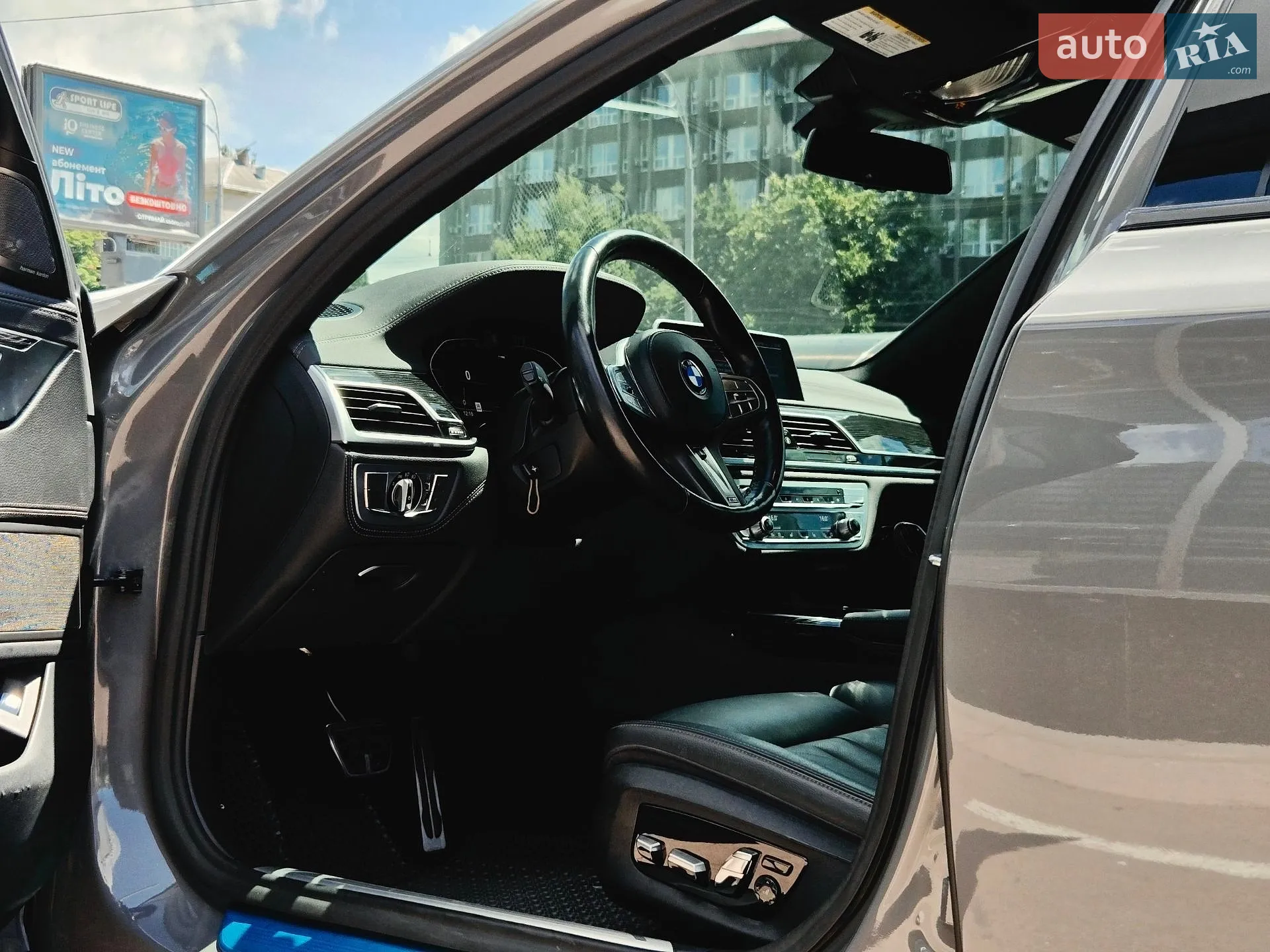 2020 BMW 7er - мініатюра 23