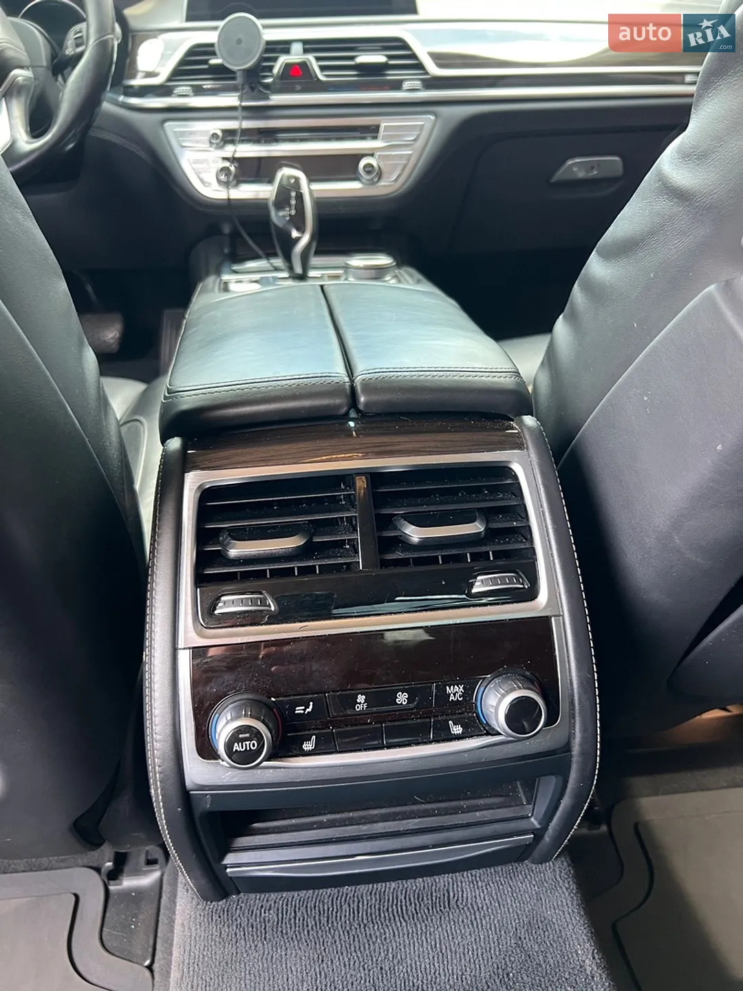 2015 BMW 7er - мініатюра 15