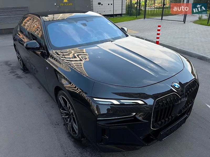 BMW 7 Series 2025 VIN WBA21EJ050CV85123 фото оголошення 26 з 135