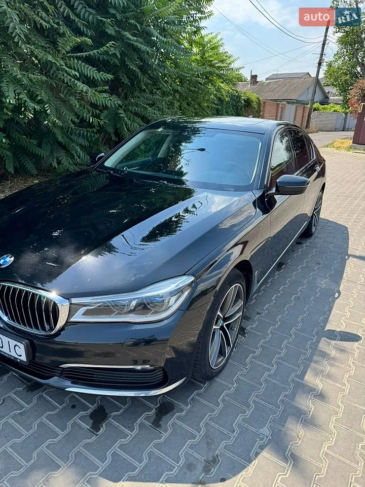 2017 BMW 7er - мініатюра 17