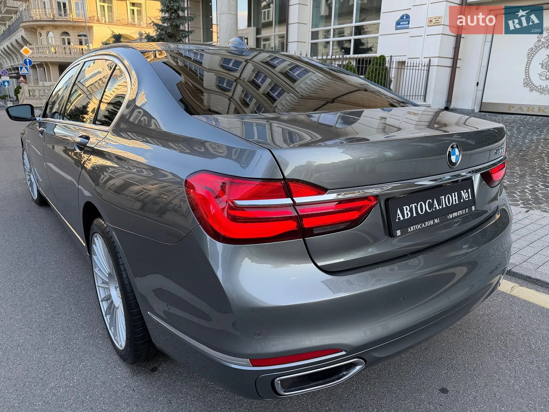 2017 BMW 7er - мініатюра 7