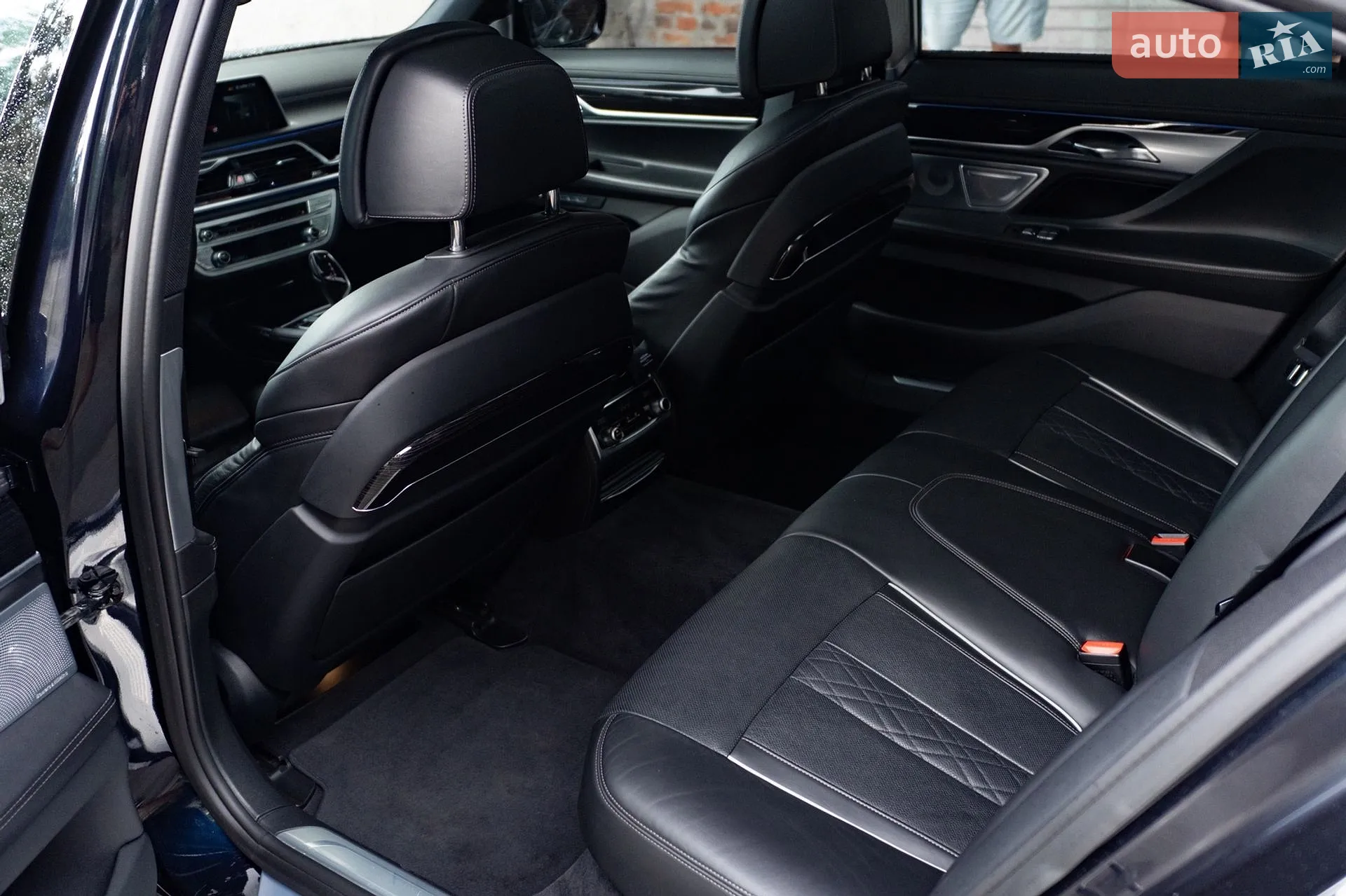 2016 BMW 7er - мініатюра 41