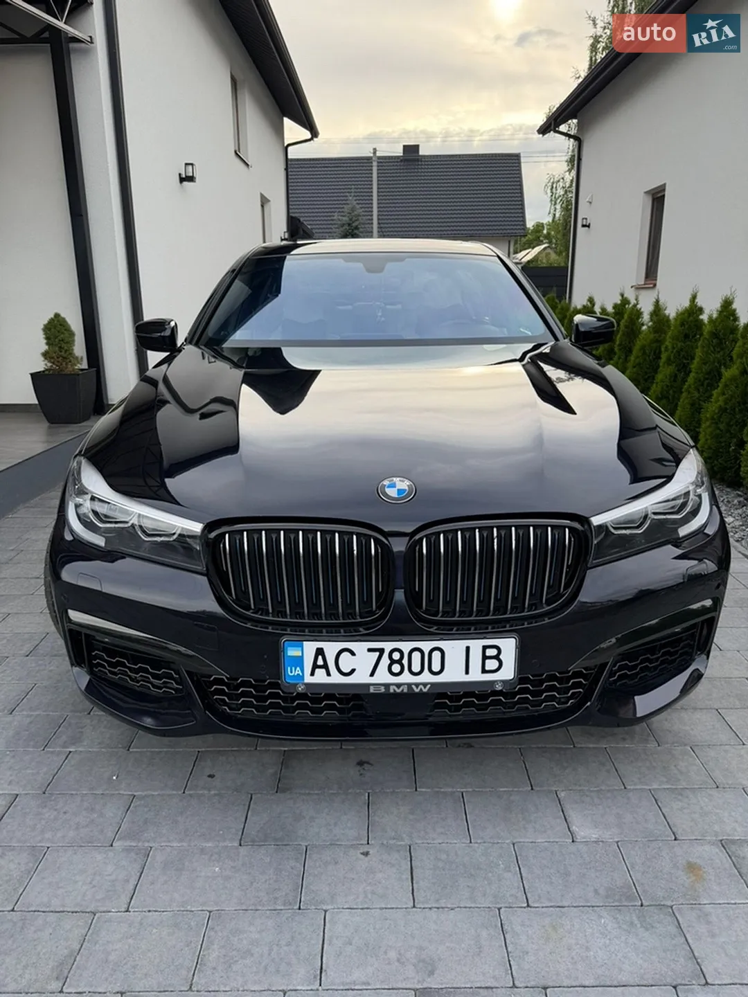 2017 BMW 7er - мініатюра 10