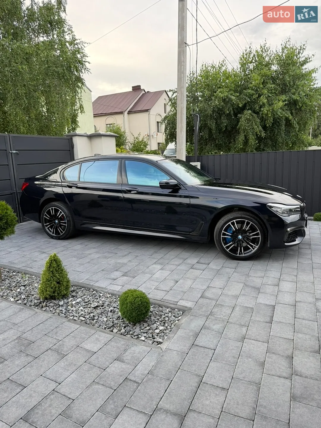 2017 BMW 7er - мініатюра 14
