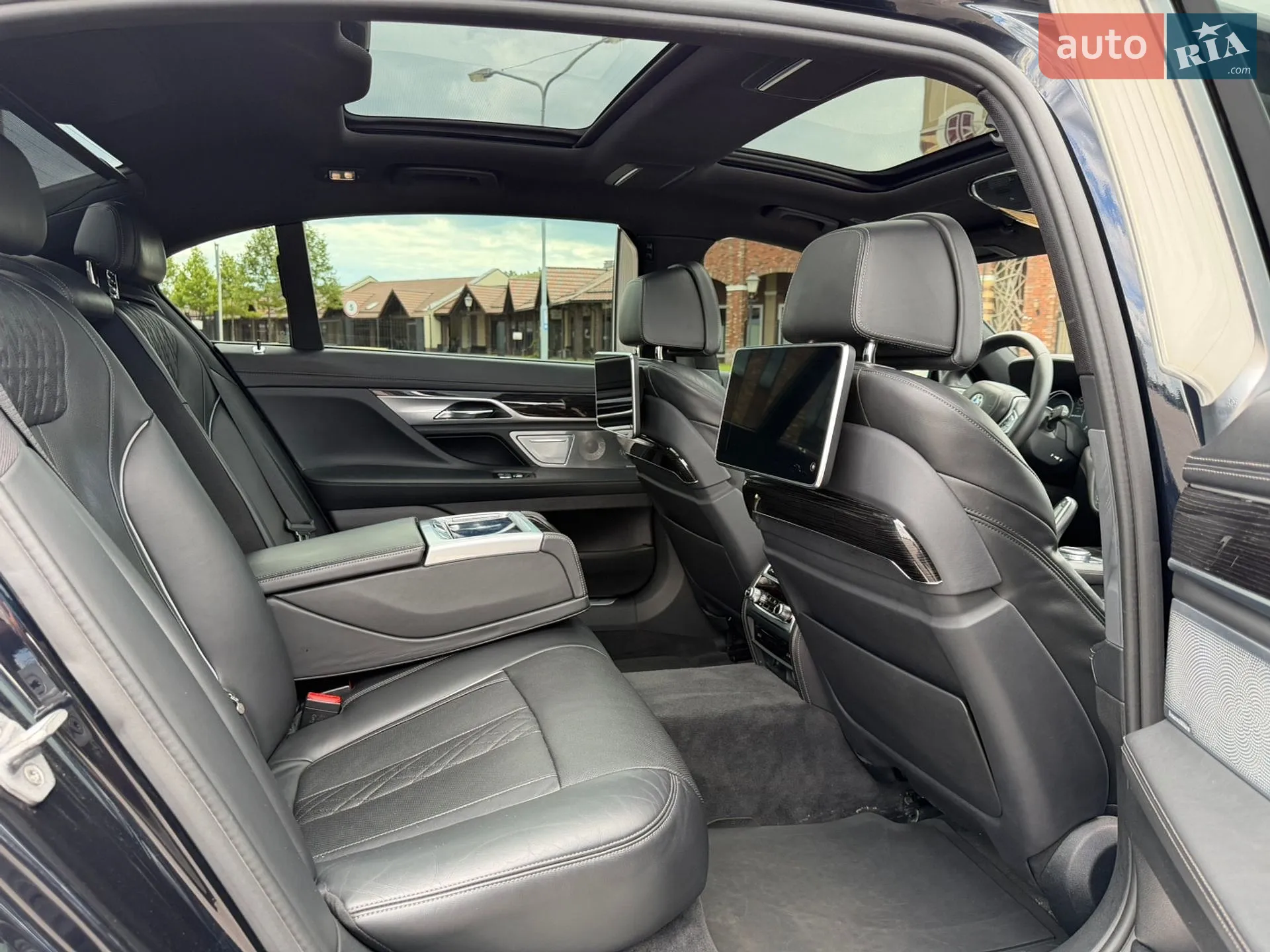 2016 BMW 7er - мініатюра 28