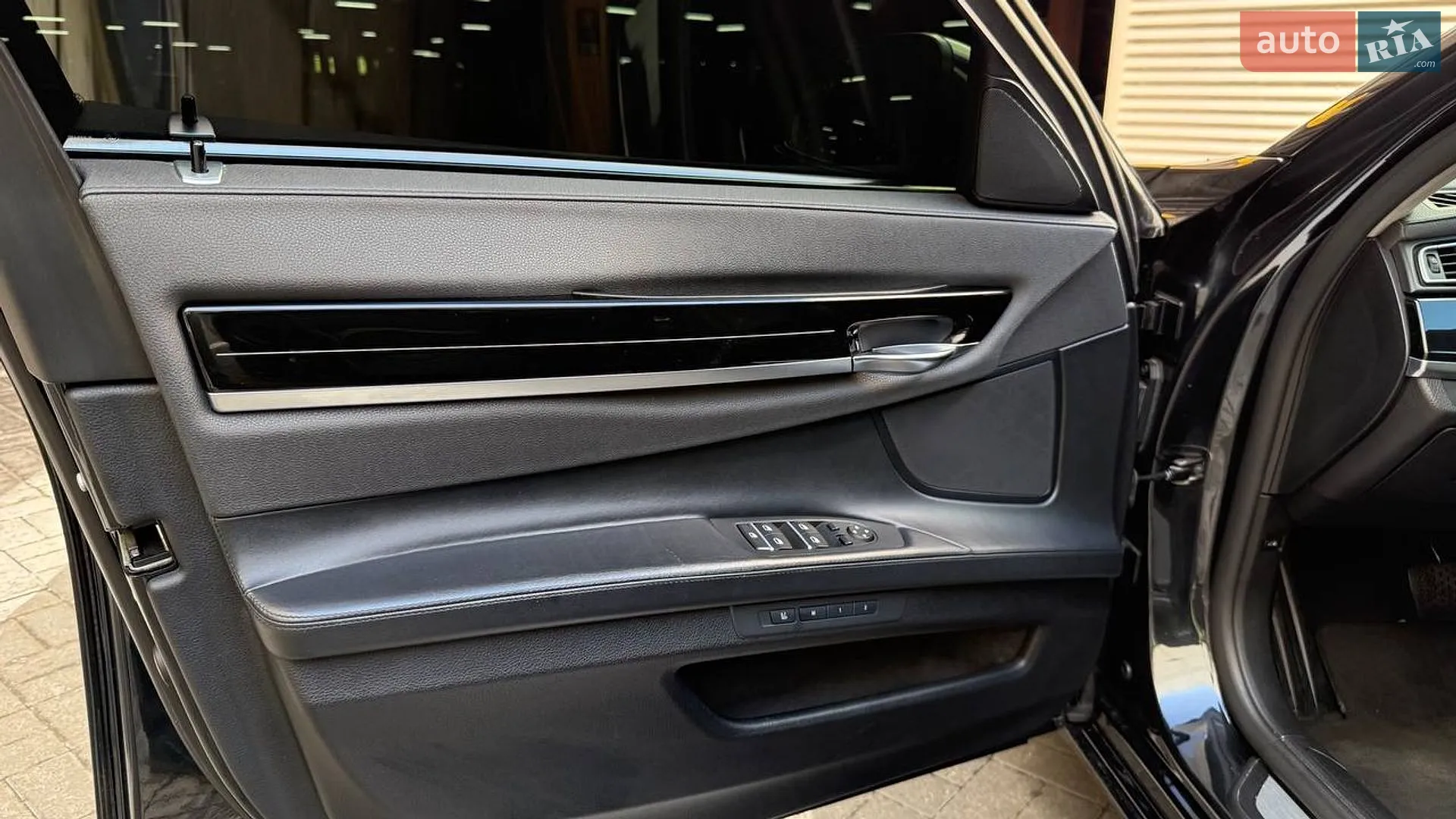 2012 BMW 7er - мініатюра 18