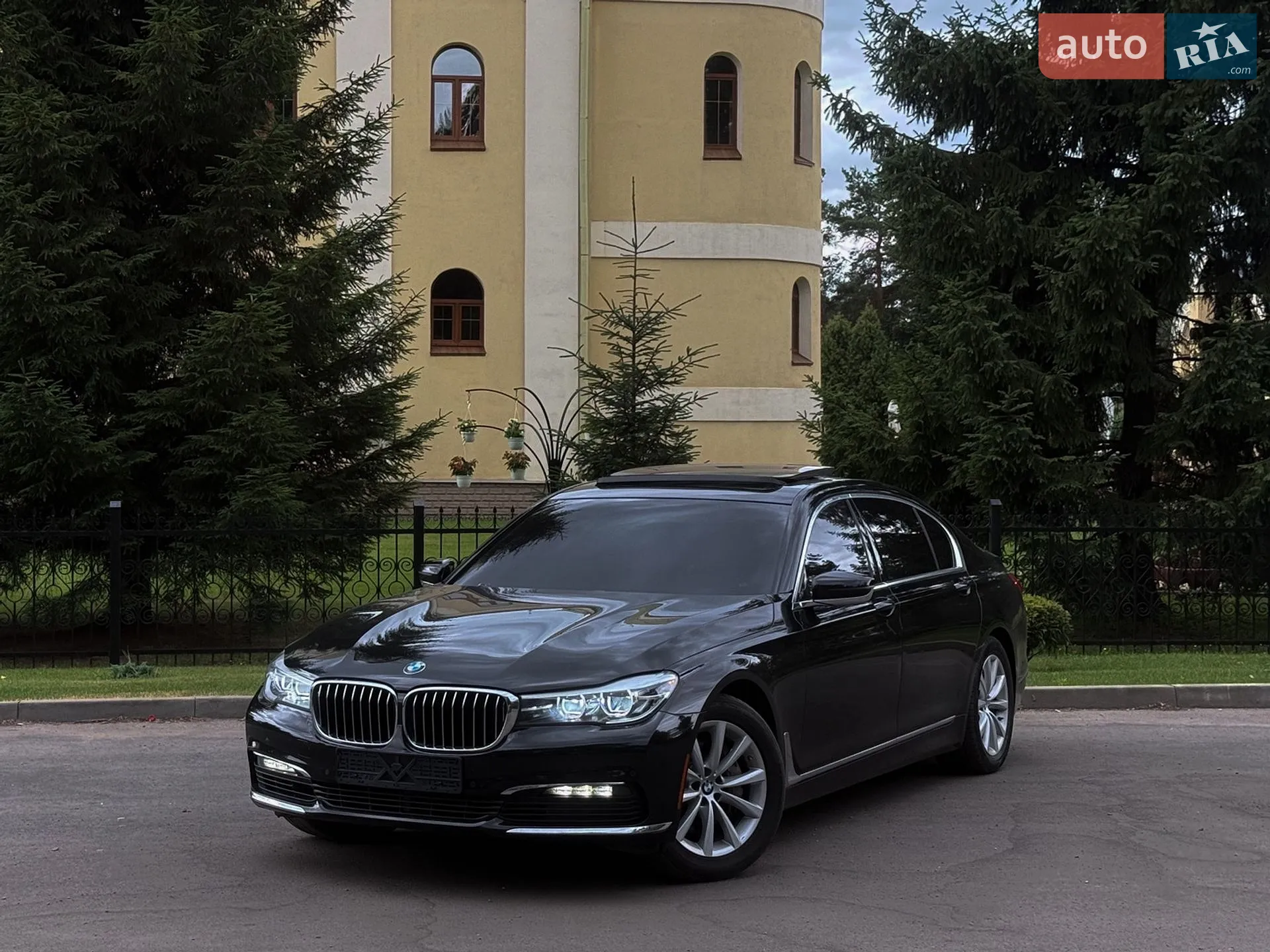 2017 BMW 7er - мініатюра 2