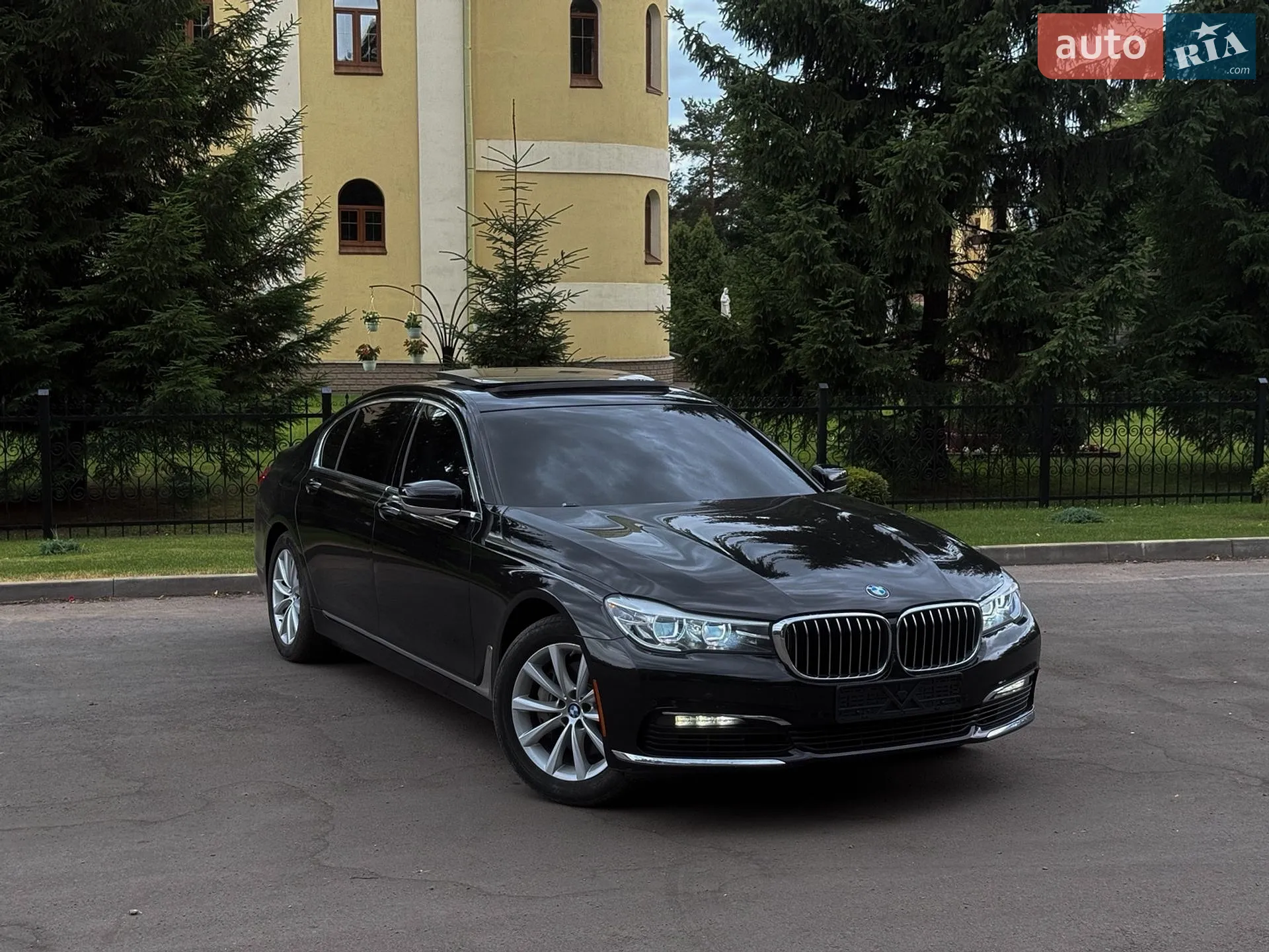 2017 BMW 7er - мініатюра 4