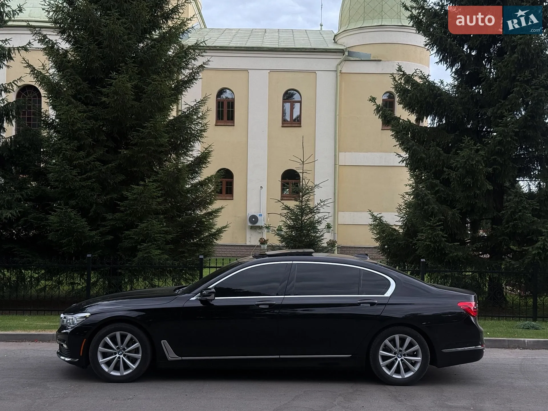 2017 BMW 7er - мініатюра 14