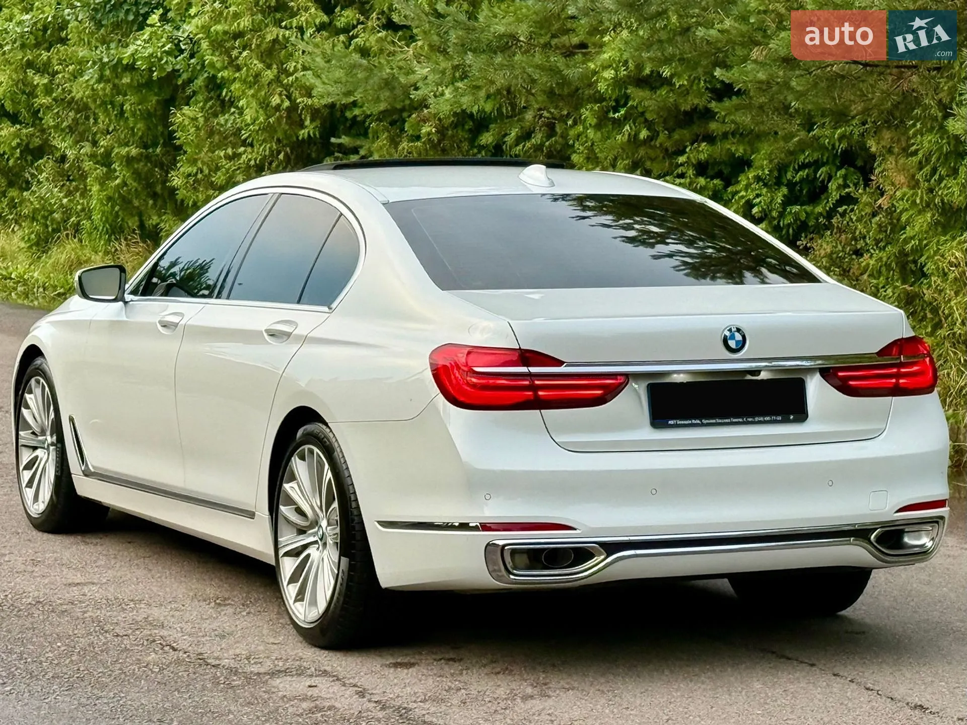 2017 BMW 7er - мініатюра 10