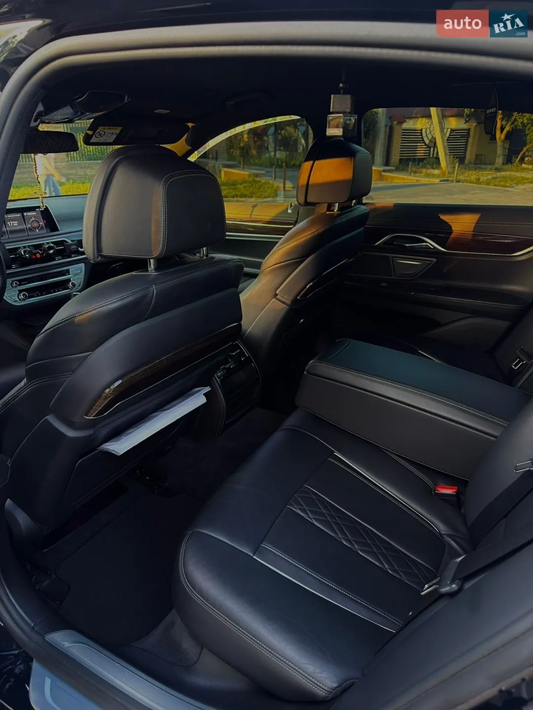 2015 BMW 7er - мініатюра 9