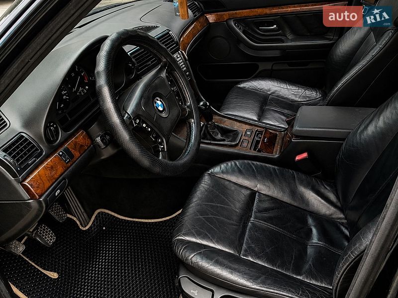 Седан BMW 7 Series 1995 в Дунаевцах