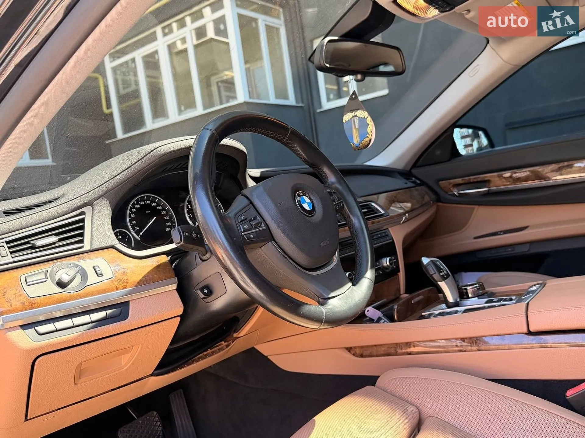 2013 BMW 7er - мініатюра 18