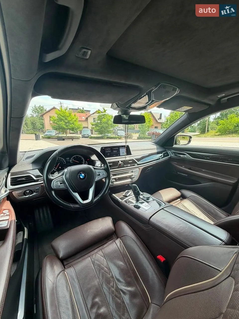 2017 BMW 7er - мініатюра 15
