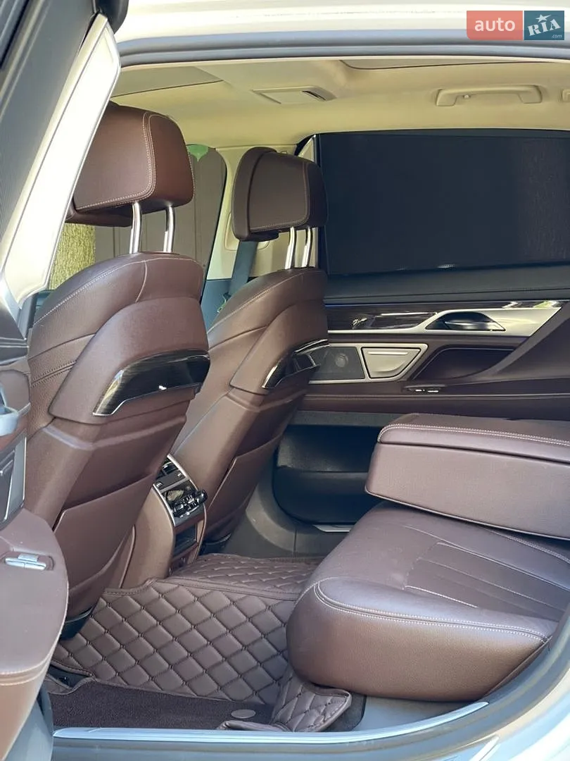 2018 BMW 7er - мініатюра 22