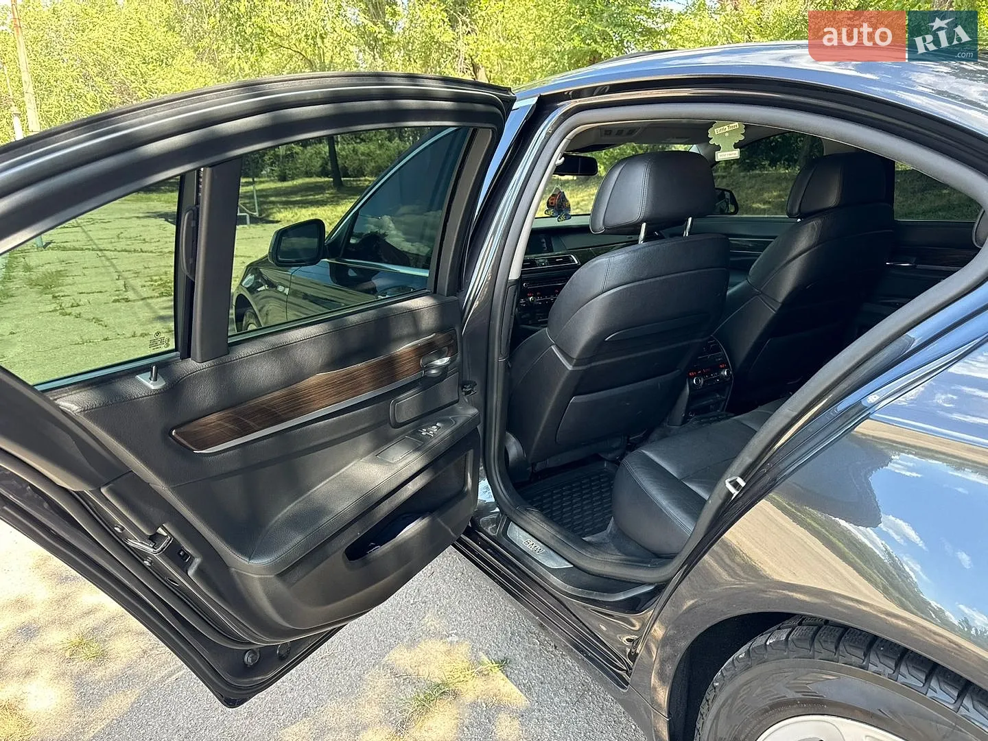 2010 BMW 7er - мініатюра 25