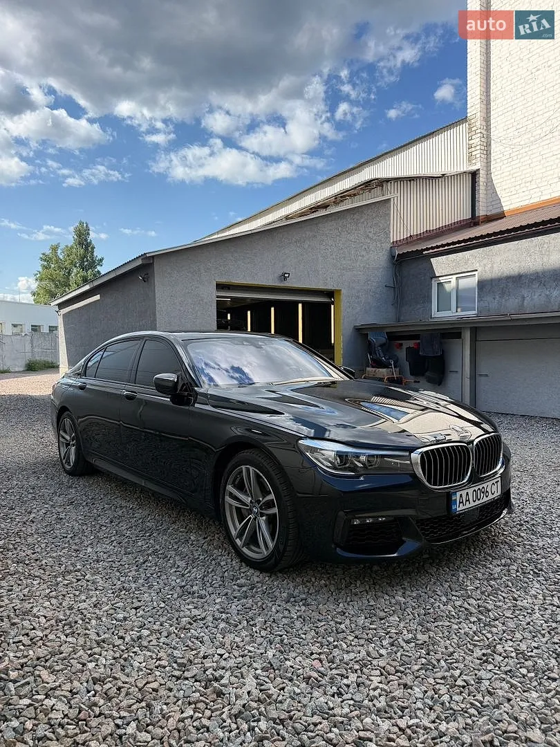 2017 BMW 7er - мініатюра 8