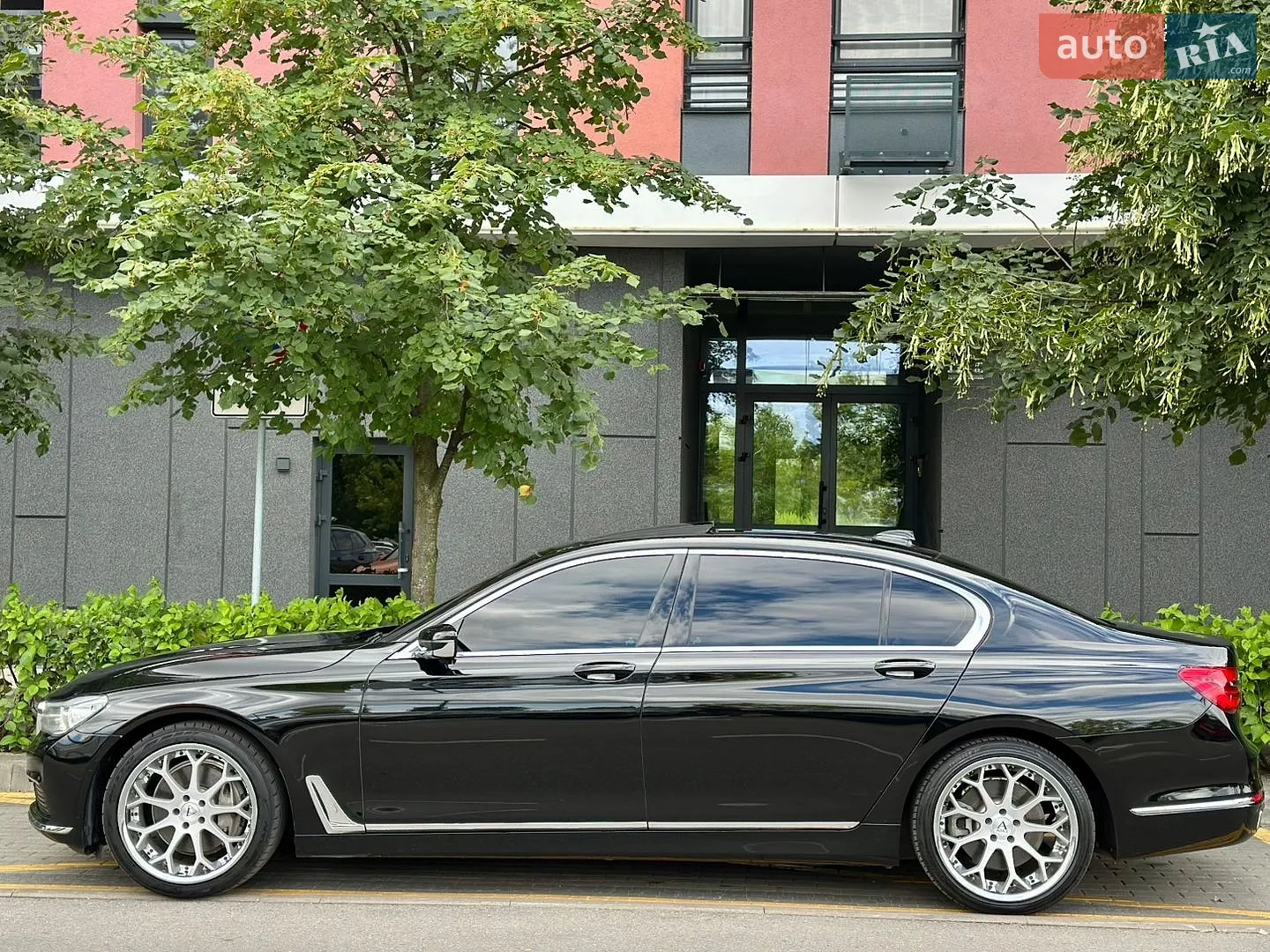 2018 BMW 7er - мініатюра 4