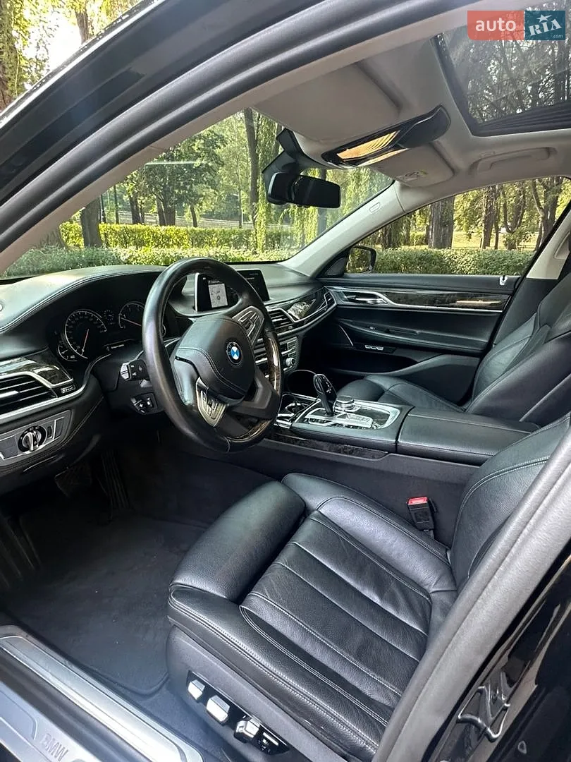 2017 BMW 7er - мініатюра 11