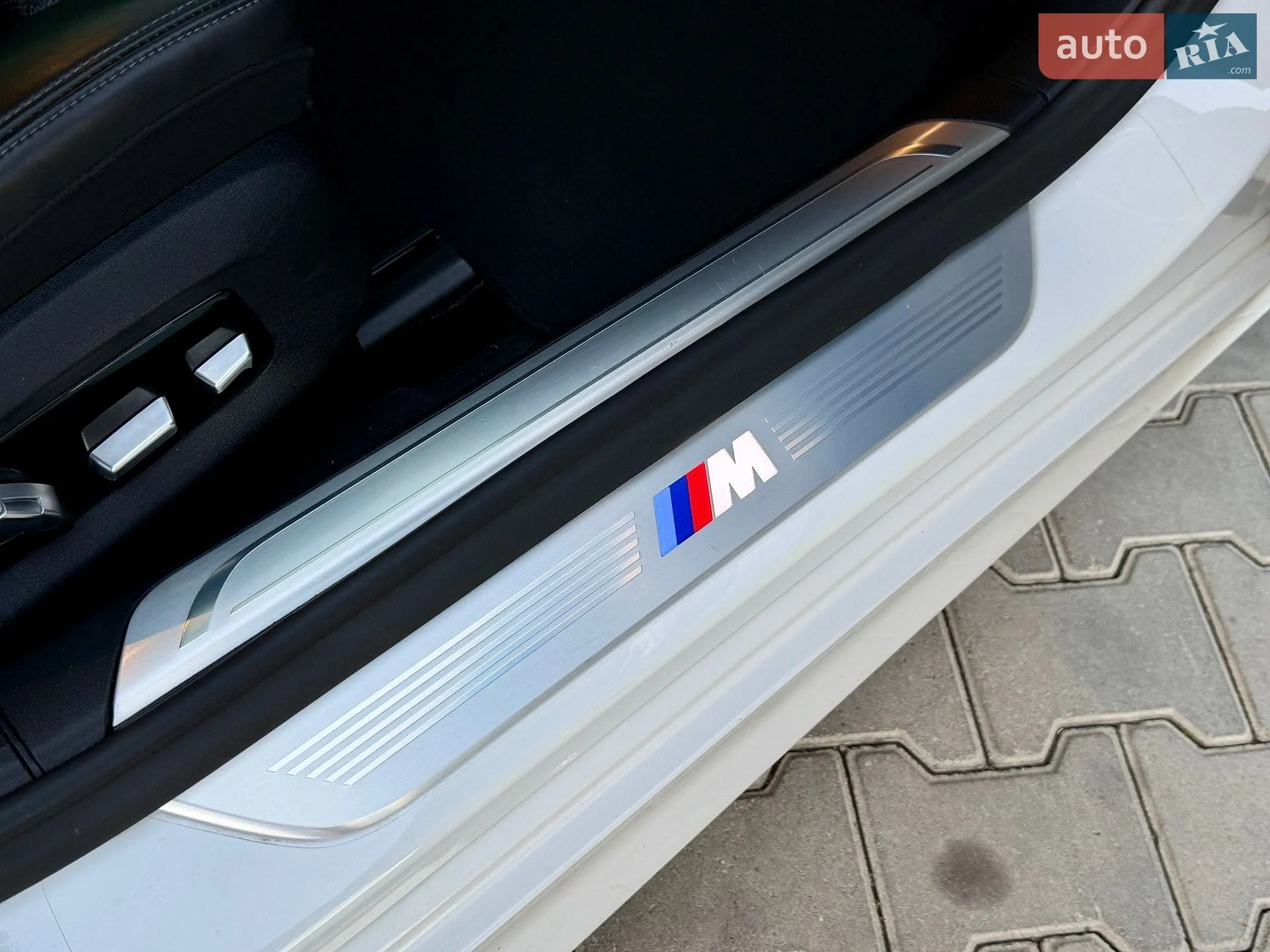 BMW 7 Series 2017 VIN WBA7G6104HG769063 фото оголошення 33 з 66