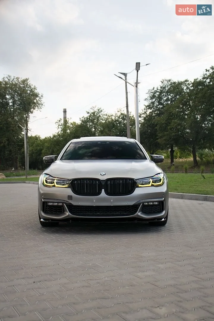 2018 BMW 7er - мініатюра 7