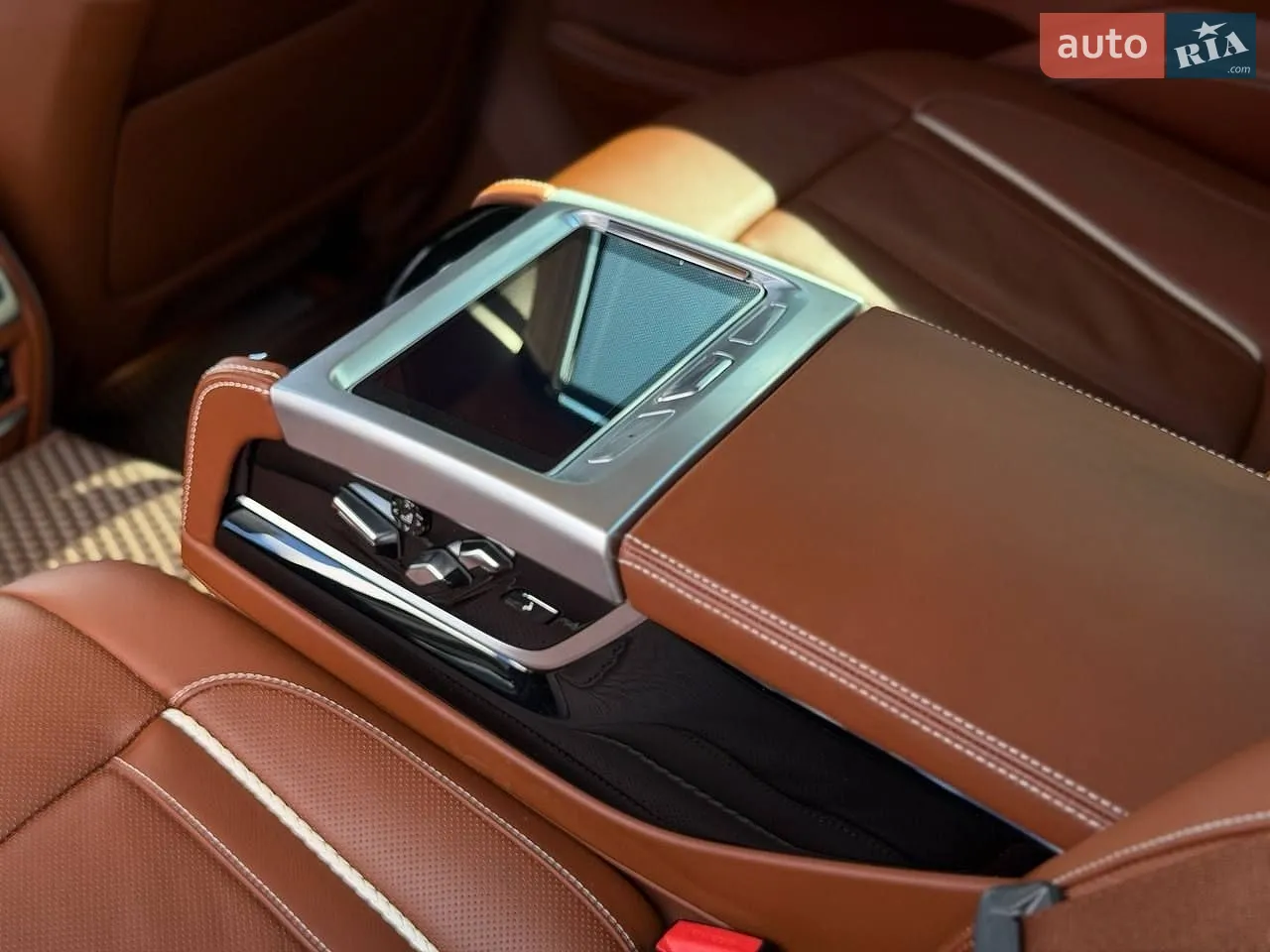 2017 BMW 7er - мініатюра 28