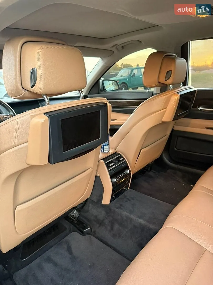 2010 BMW 7er - мініатюра 6