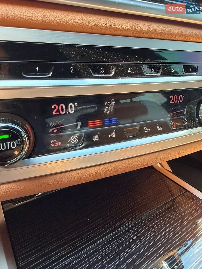 2020 BMW 7er - мініатюра 47