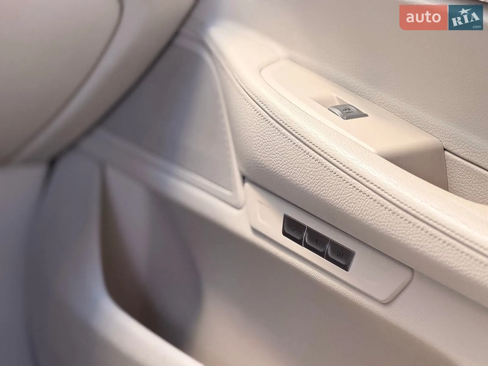 2016 BMW 7er - мініатюра 26