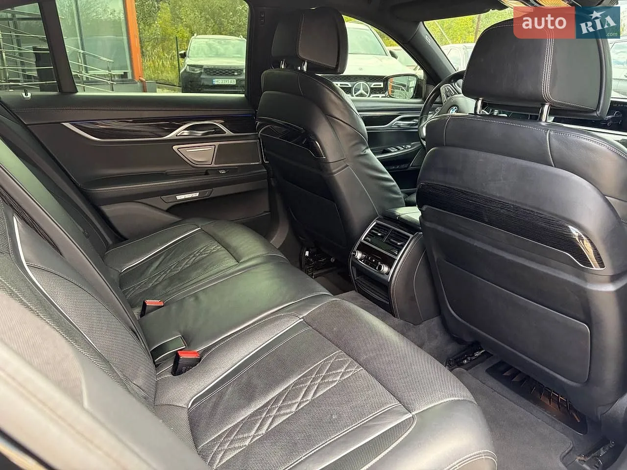 2017 BMW 7er - мініатюра 15