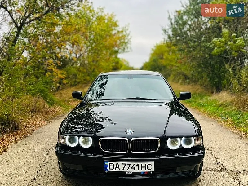 BMW 7 Series 2000