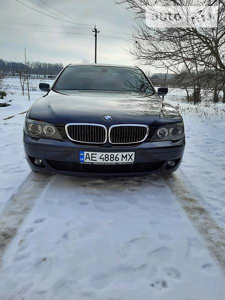 BMW 730