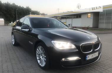 Седан BMW 730 2014 в Львові