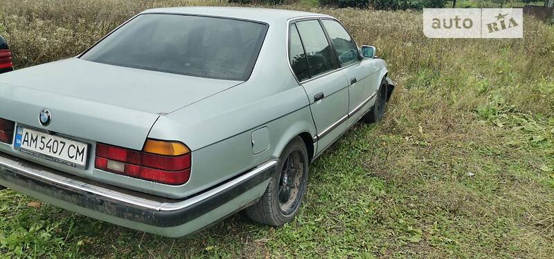 BMW 730