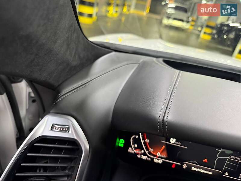 Купе BMW 8 Series 2019 в Киеве