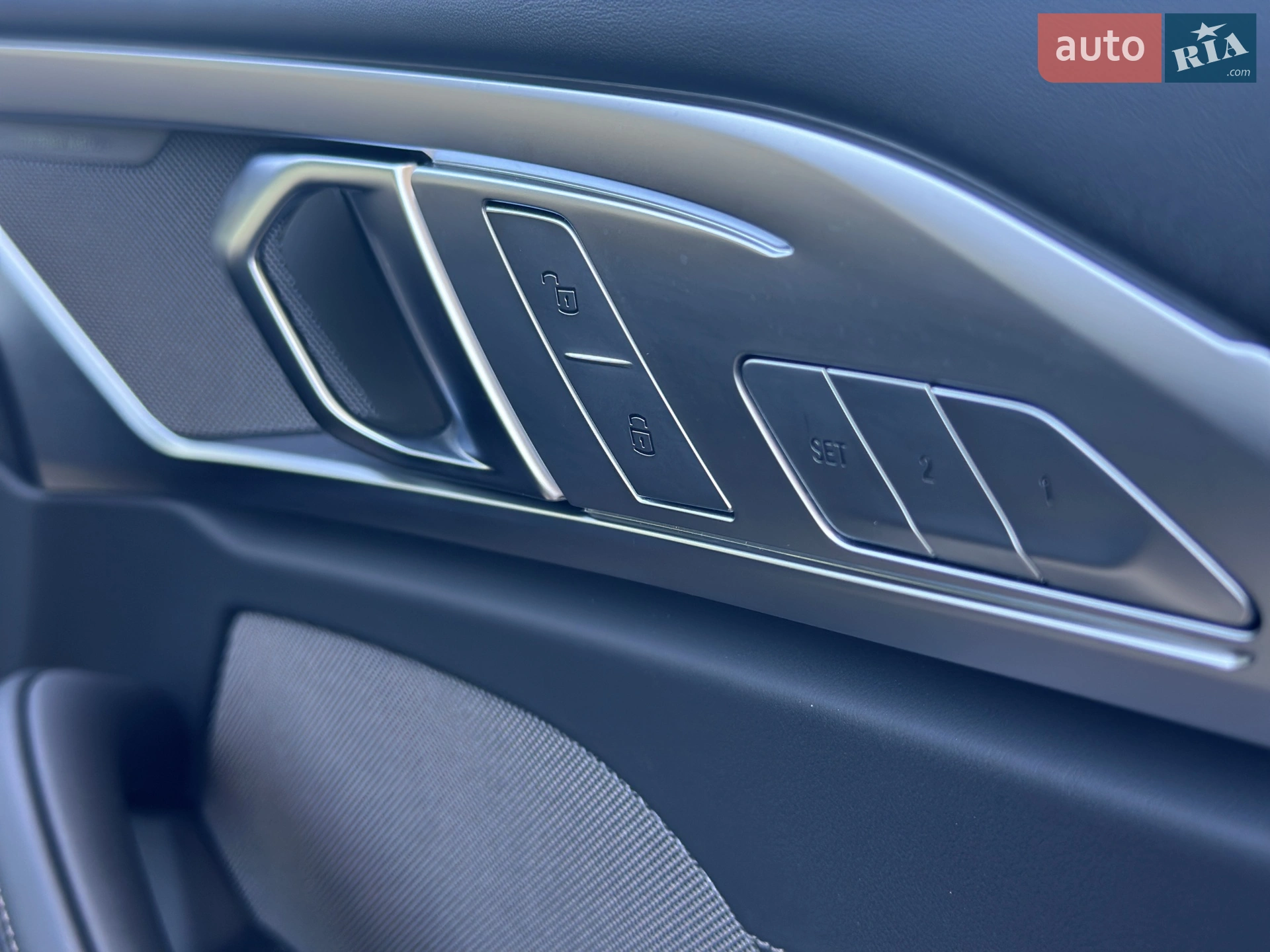 2024 BMW 8er - мініатюра 21