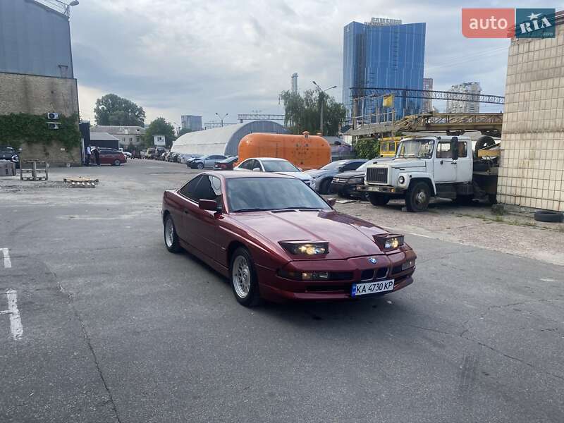 Купе BMW 8 Series 1993 в Києві