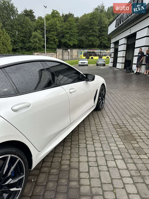 Купе BMW 8 Series 2023 в Львові