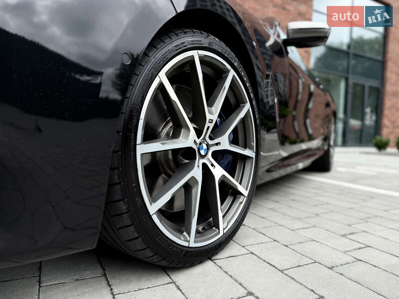 Кабриолет BMW 8 Series 2019 в Львове