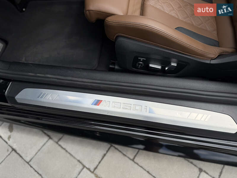 Кабриолет BMW 8 Series 2019 в Львове