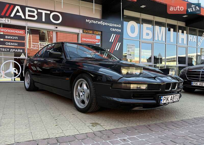 Купе BMW 8 Series 1990 в Львове