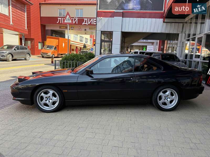 Купе BMW 8 Series 1990 в Львове