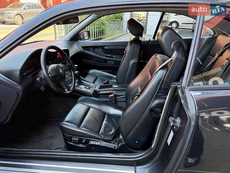 Купе BMW 8 Series 1990 в Львове