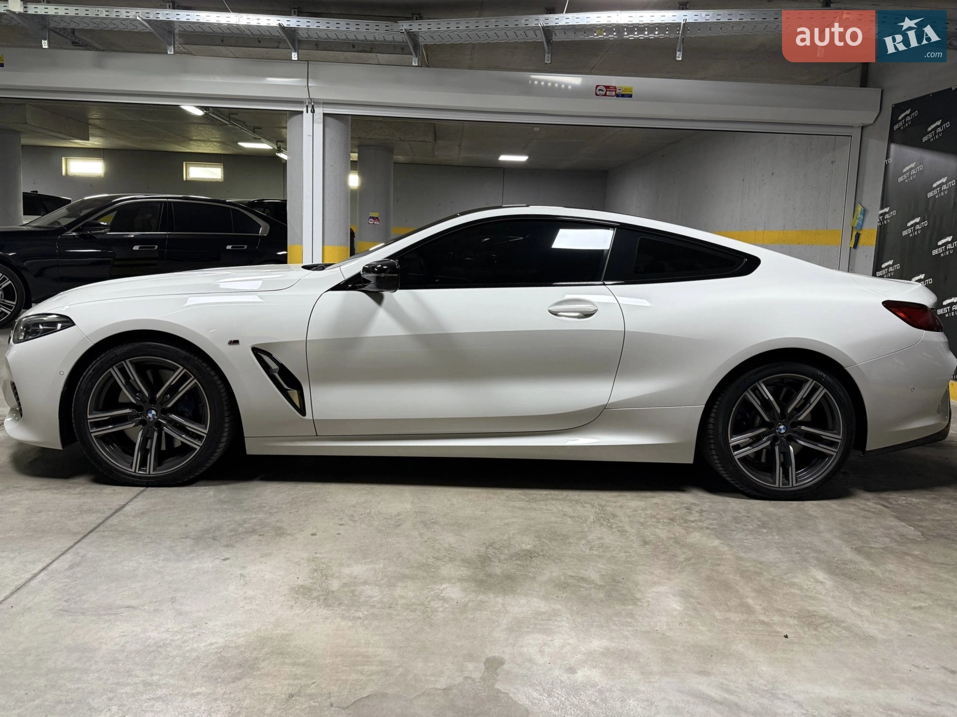 2019 BMW 8er - мініатюра 18