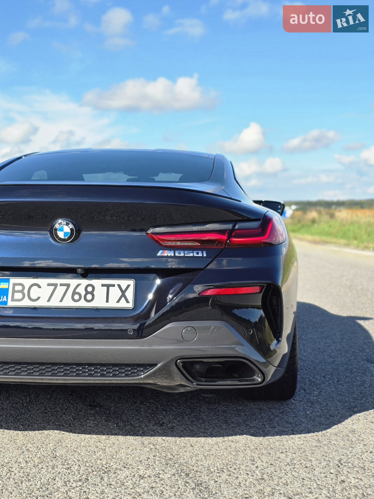 2023 BMW 8er - мініатюра 10