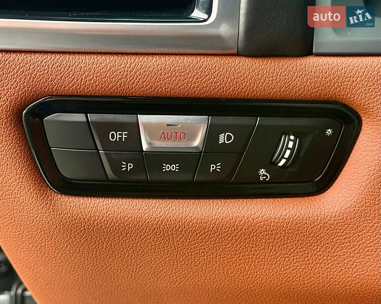 Купе BMW 8 Series 2021 в Киеве