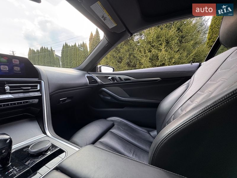 Кабриолет BMW 8 Series 2019 в Киеве фото 46 Кабриолет BMW 8 Series 2019 в Киеве