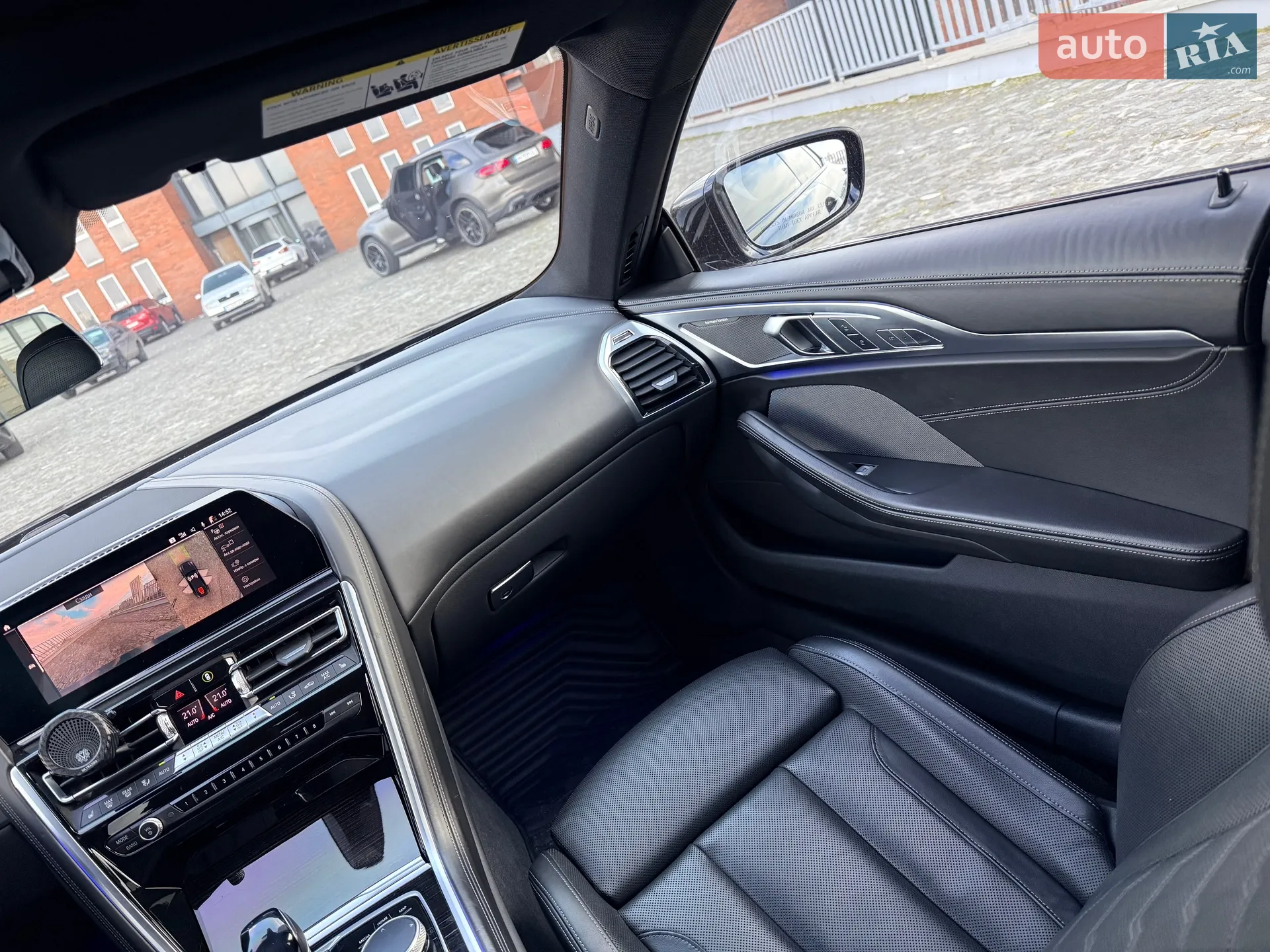 2020 BMW 8er - мініатюра 24